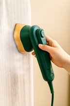 Mini portable steam iron